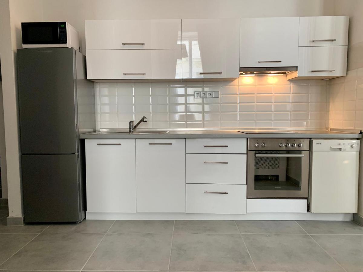 Apartment Charming Flat Close To Danube And 4-seasons Budapest